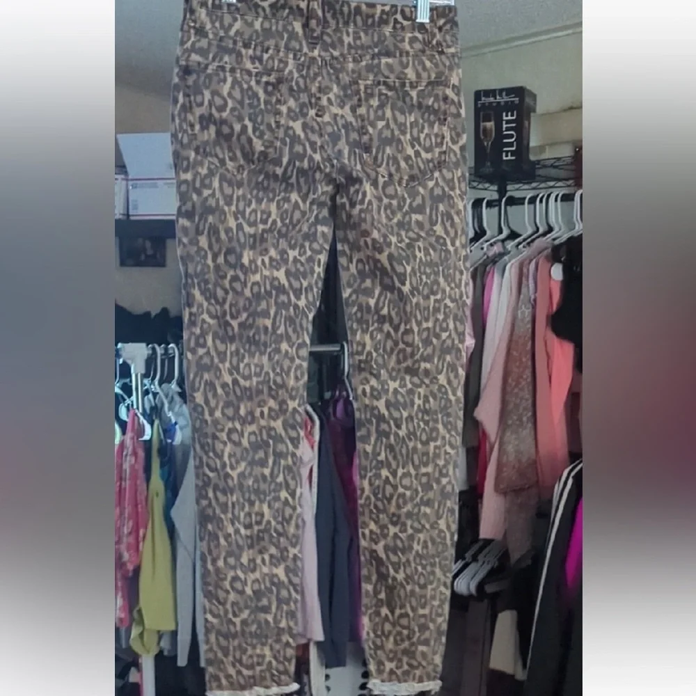🐆🔥 Easel Distressed Leopard Print Pants | Size Small 🔥🐆 - Picture 2 of 3